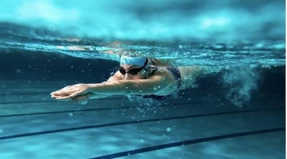 أهمية تعليم السباحة